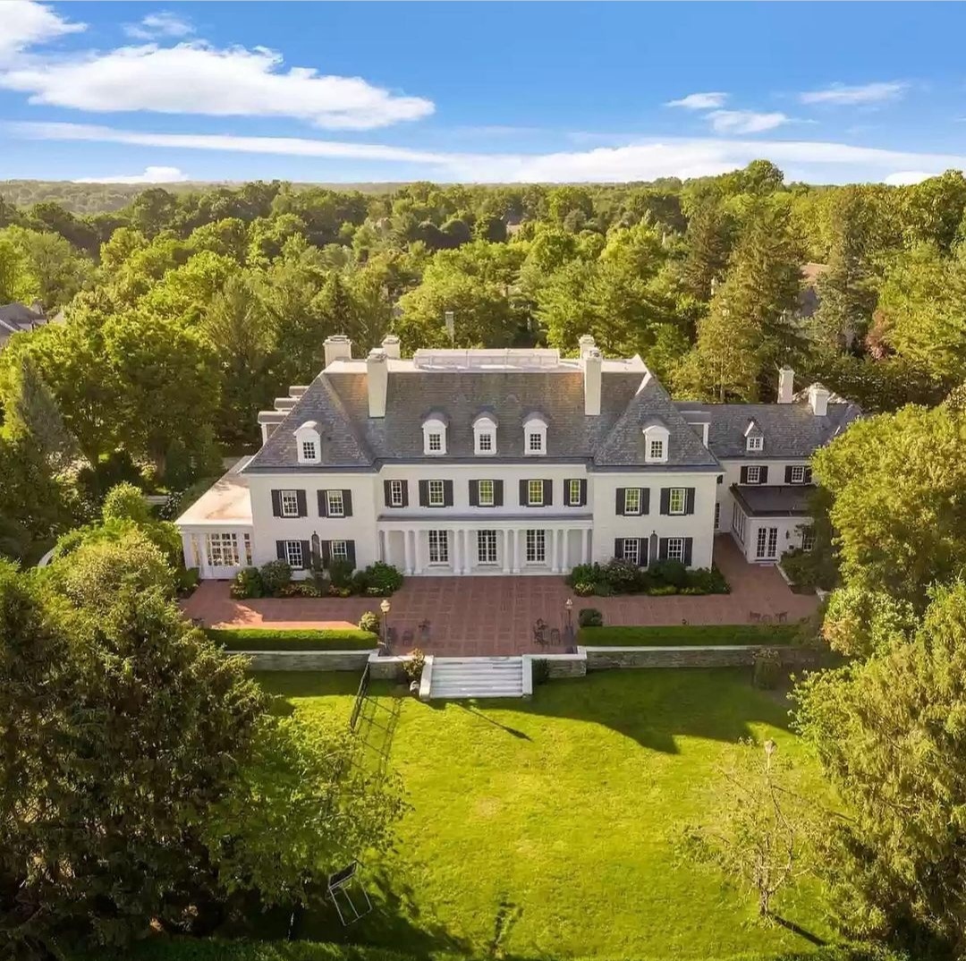 The Insiders' Guide To Bryn Mawr